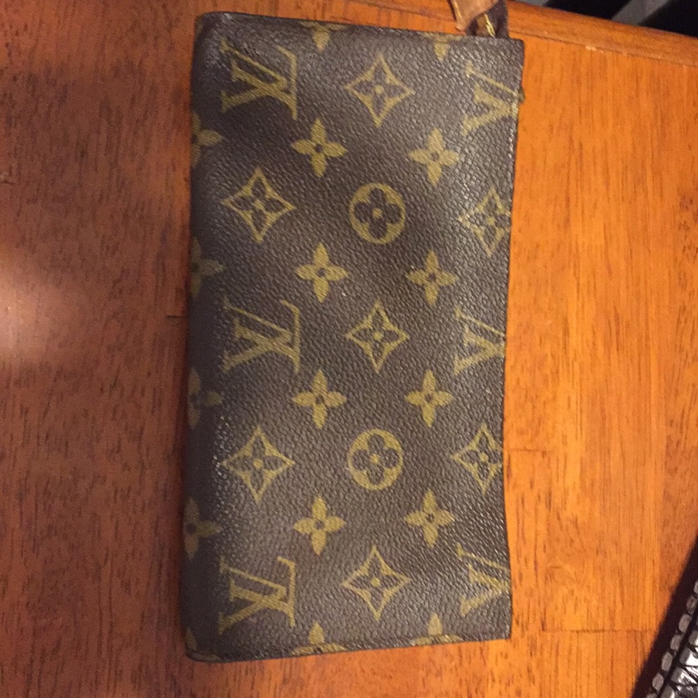 Louis Vuitton coin purse